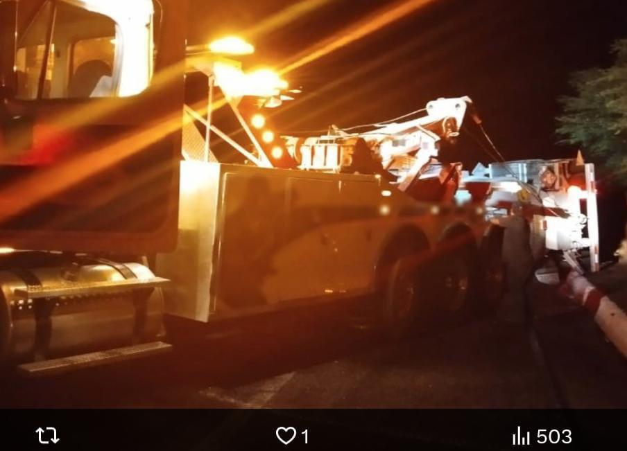 $!Maniobras para retirar la pesada unidad.