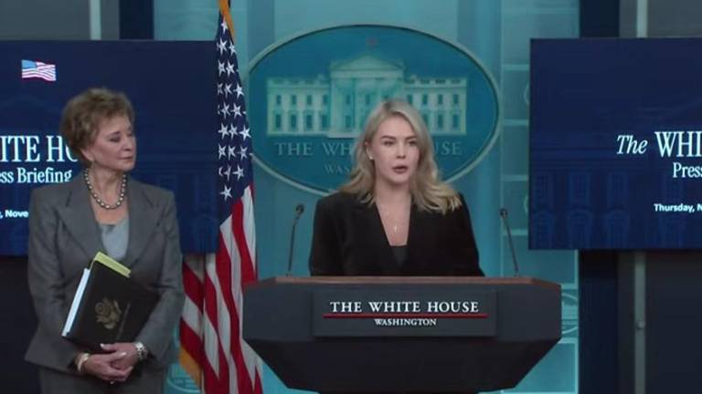 La vocera de la Casa Blanca reconoció que la Administración de la Presidenta Claudia Sheinbaum Pardo ha logrado avances históricos en la lucha contra el narcotráfico.