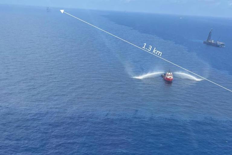 Pemex reconoce derrame de crudo en Golfo de México, pero lo minimiza