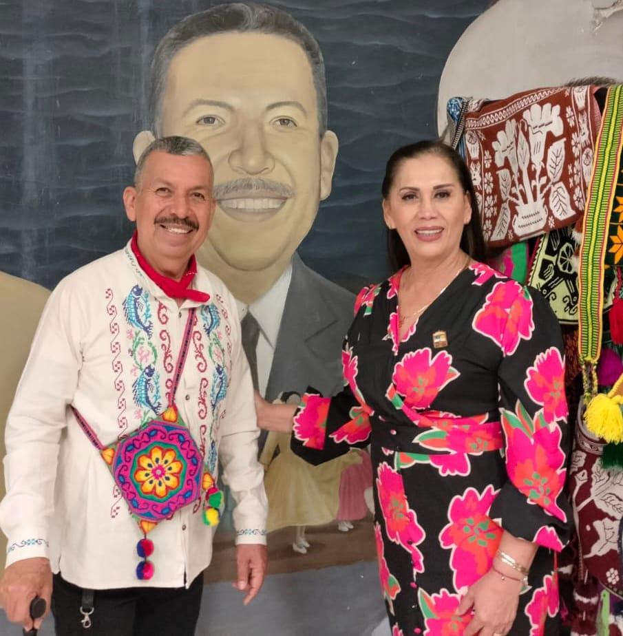 $!Celebran 40 años de trayectoria dancística del maestro Eligio Becerra Bizarrón