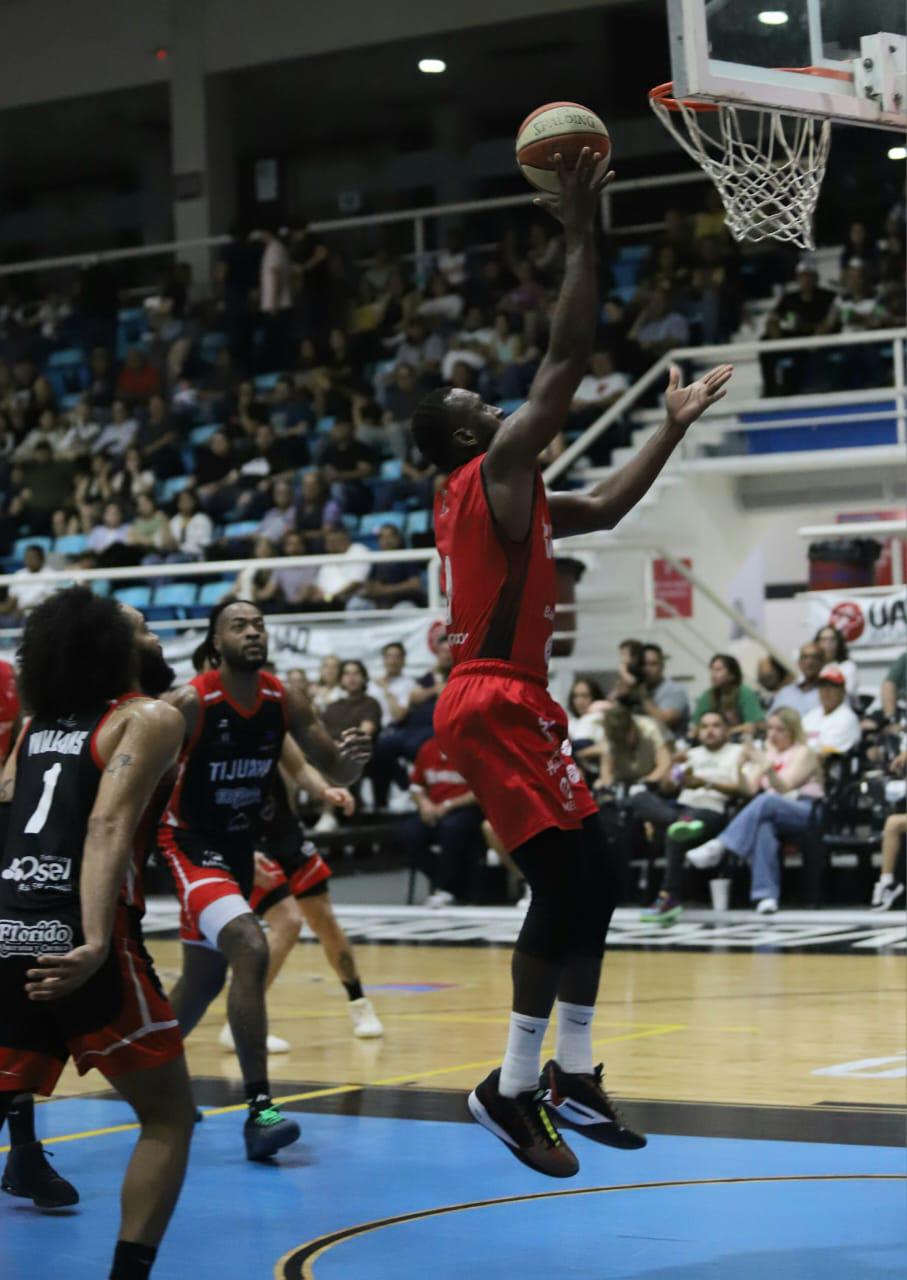 $!Venados Basketball le da una repasada a Tijuana y empata serie