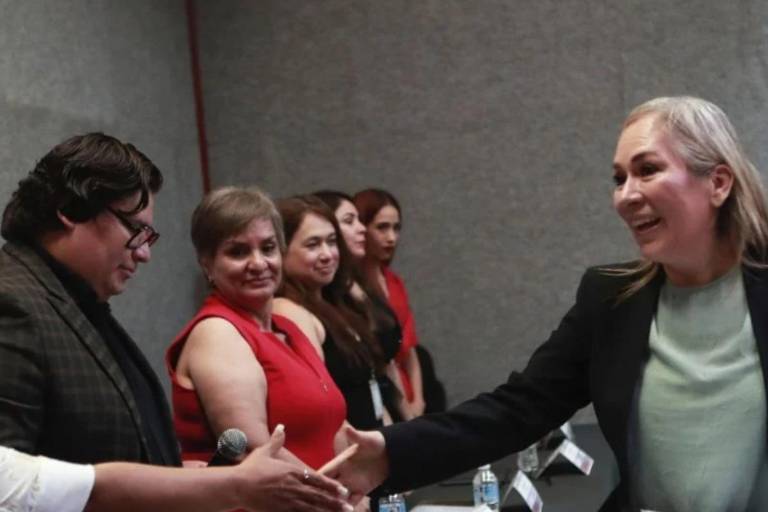 Ex abogada de ‘El Chapo’ será jueza penal en Chihuahua; le entregan constancia