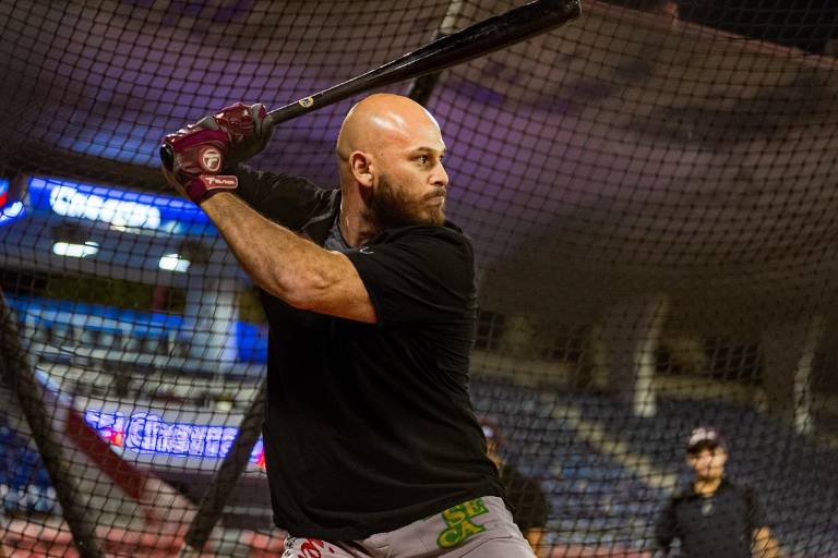 Detienen a Jesús Fabela, beisbolista de Diablos Rojos y Tomateros, por acusación de violación