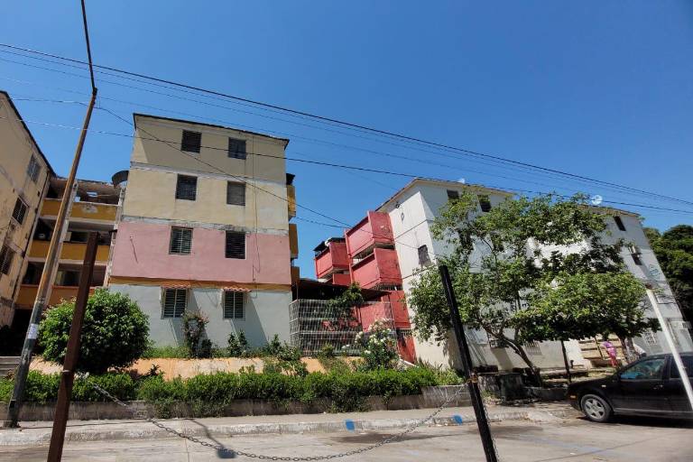 Durante sismo, vecinos de Cañadas, en Culiacán, evacuaron sus casas por temor a derrumbes