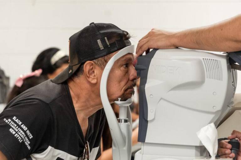 Alrededor de 600 personas son atendidas en primera campaña del Programa Social de Venados