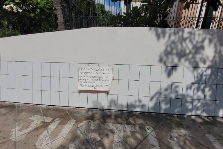 INAH aclara que buscó a Sabuesos Guerreras para colaborar en el mural de Catedral