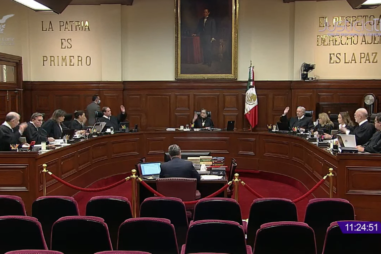 Ordena Corte a Hacienda transparentar operaciones para contratar Pegasus