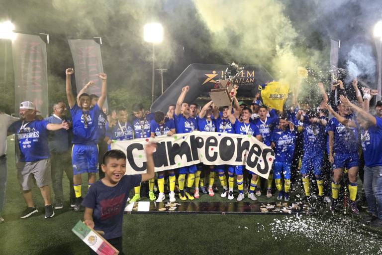 Boys de Villa Unión se corona campeón de la Liga de Futbol Primera Fuerza de Mazatlán