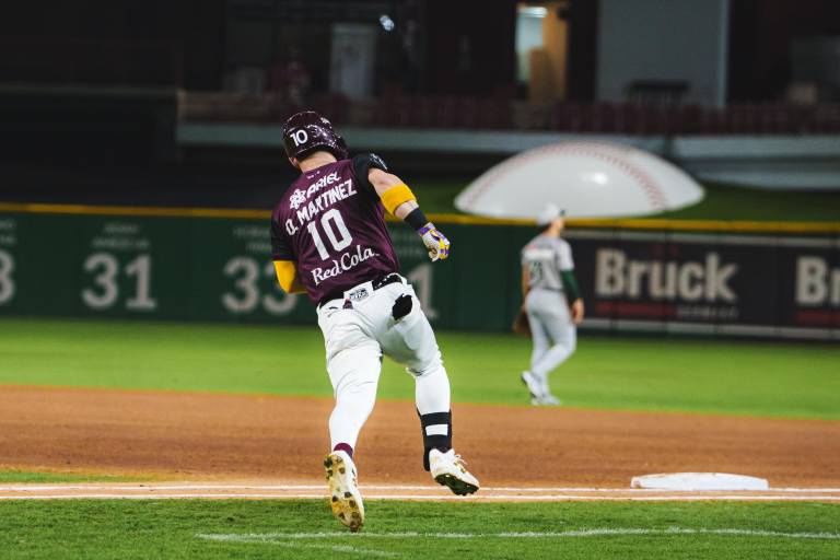 Tomateros arranca serie en casa con paliza sobre Cañeros