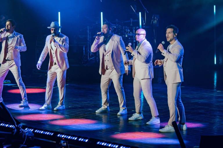 Sorprende Magneto en su regreso a Perú, tras 14 años de ausencia