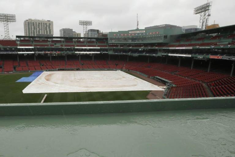 Yanquis-Mellizos, Medias Rojas-Rangers: posponen juegos por amenaza de huracán