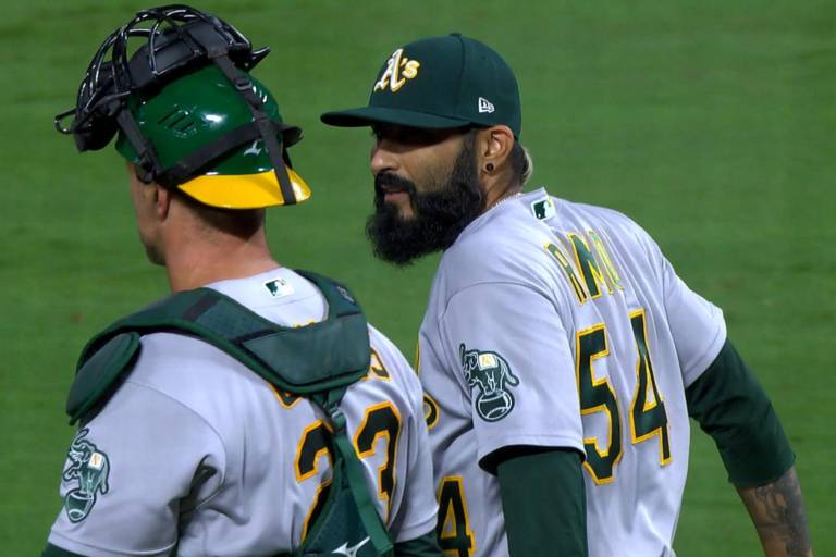 Sergio Romo seguirá en Grandes Ligas; logra contrato con Marineros de Seattle