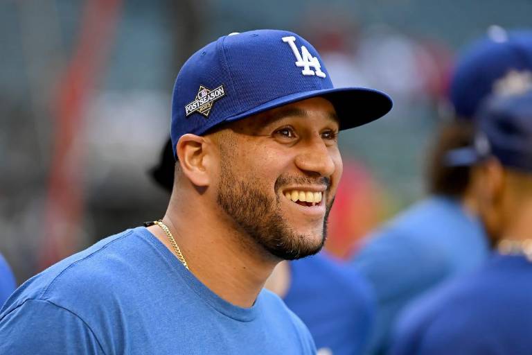 Padres acuerdan pacto de liga menor con David Peralta