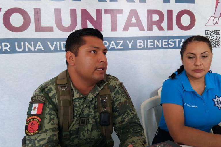 Exhortan a población en Mazatlán a participar en la Campaña de Desarme Voluntario