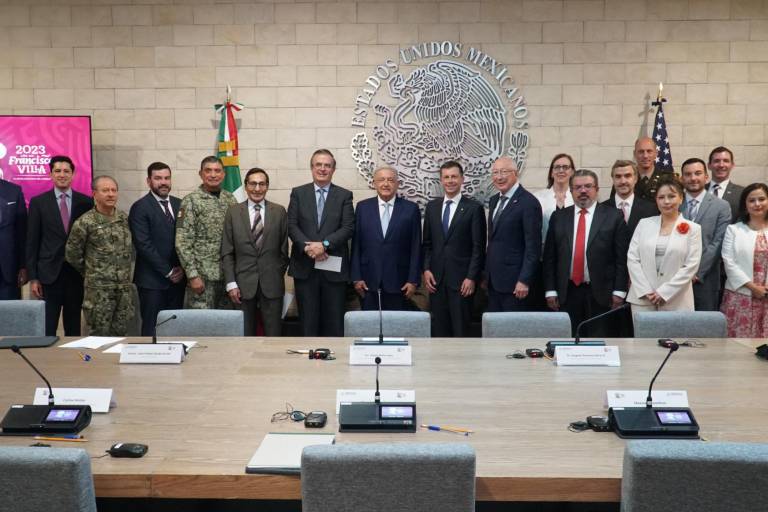 AMLO urge a secretario de Transporte de EU que México obtenga Categoría 1 de seguridad aérea
