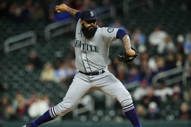 Sergio Romo es inhabilitado por Marineros de Seattle