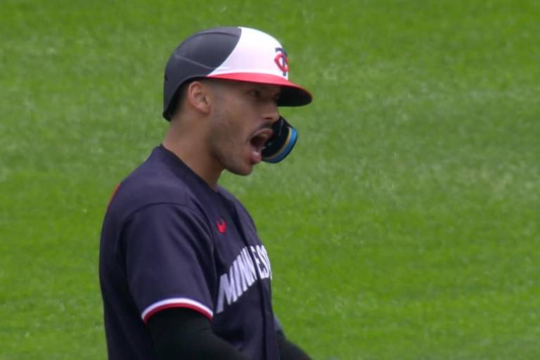 Correa sentencia a los Padres con doble clave en la séptima