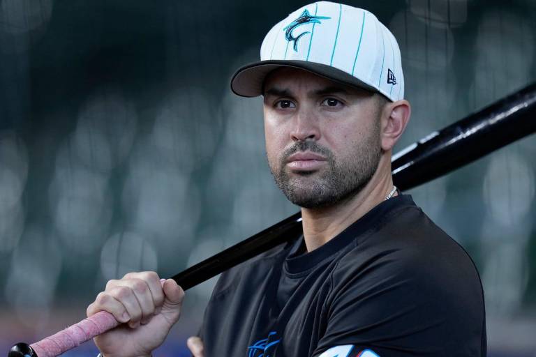 Urueta y Schumaker estarían cerca de integrarse a Rangers