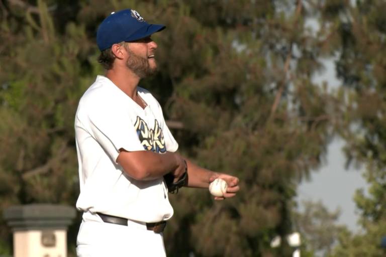 Kershaw lució sólido en su primera apertura de rehabilitación