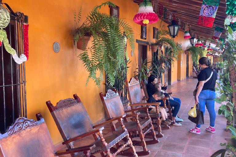 Restaurantes y negocios en El Quelite reportan baja de hasta 80% en ventas