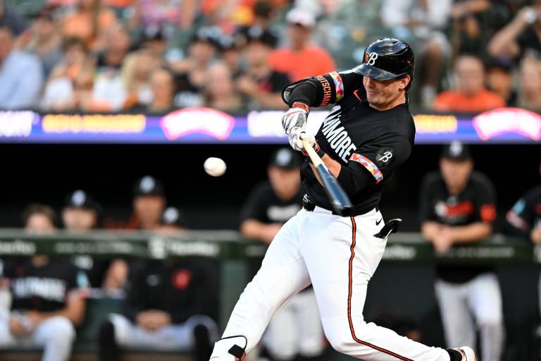 Adley Rutschman emocionado por ayudar a Basallo cuando regrese de la lista de inhabilitados