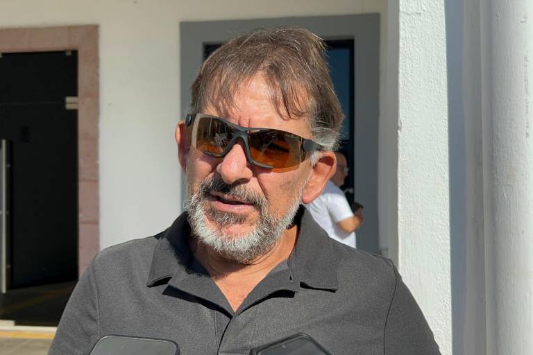 Tras bloqueo, aseguran vecinos de Antiguo Aeropuerto que construcción de departamentos continúa