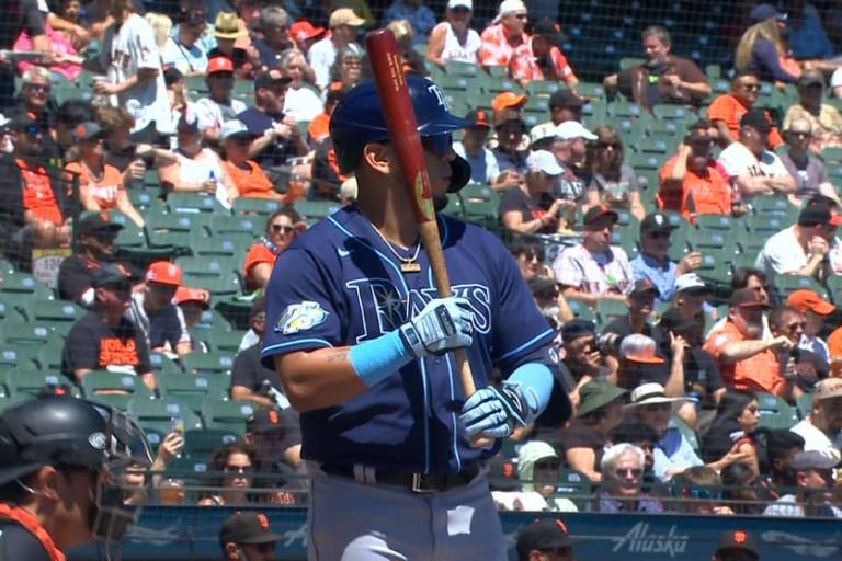 ¡Poder mexicano se hace presente en la bahía!