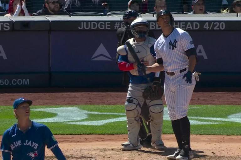 Stanton sacude grand slam y Yanquis ganan primera serie en Nueva York