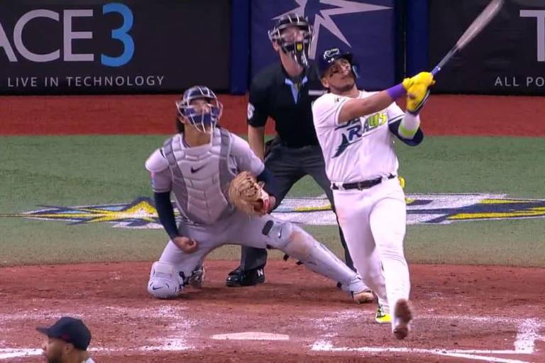 Isaac Paredes produce dos con jonrón ante Guardianes