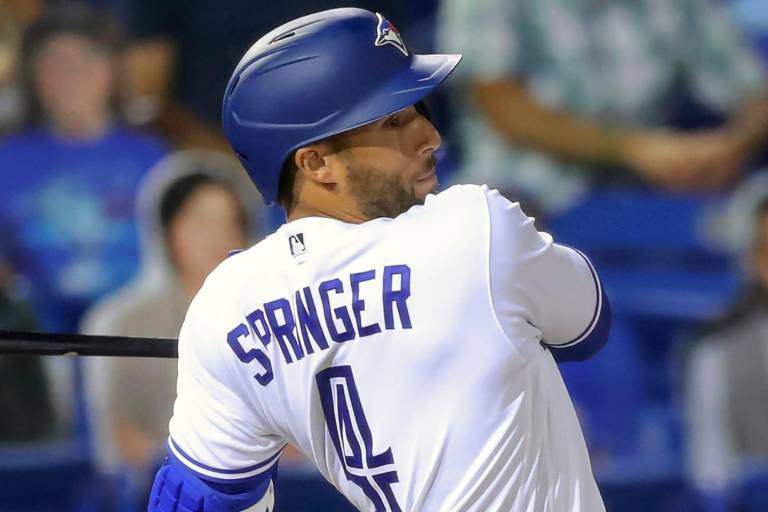 Azulejos activa a George Springer de la lista de incapacitados