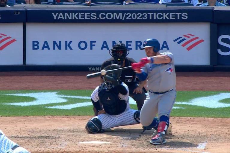 Azulejos aseguran serie en Nueva York con doblete de Alejandro Kirk