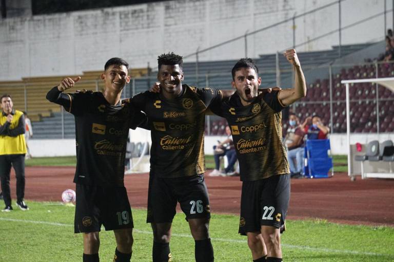 Dorados gana y asegura su lugar en la Reclasificación