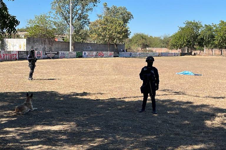 Asesinan a balazos a menor en el campo de beisbol Cuco Martínez, en Bachigualato