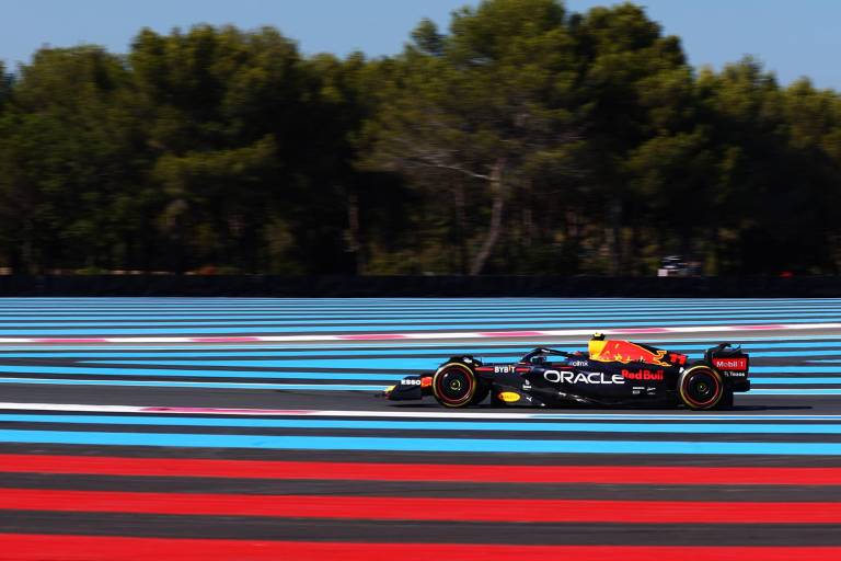 Checo Pérez largará tercero en Gran Premio de Francia