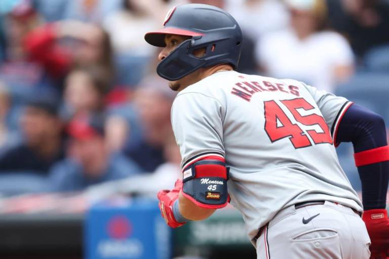 Joey Meneses ayudó a Nacionales a llevarse el del honor en Cleveland