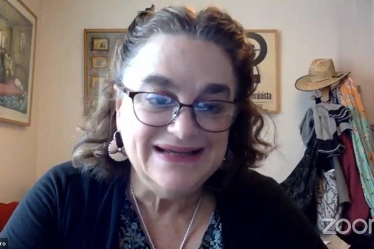 El arte feminista es un trabajo colectivo, asegura Karen Cordero