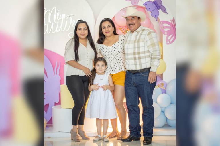 Paula Daniela es hija de Dios