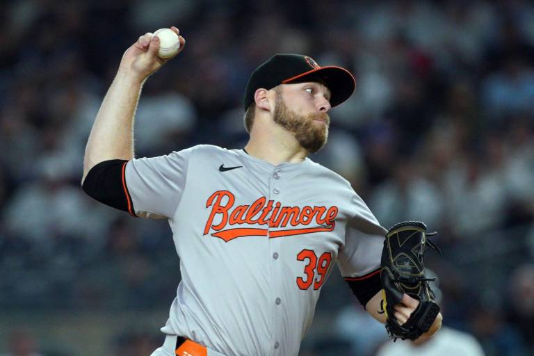 Burnes y D-backs acuerdan un contrato por seis años y 210 millones de dólares