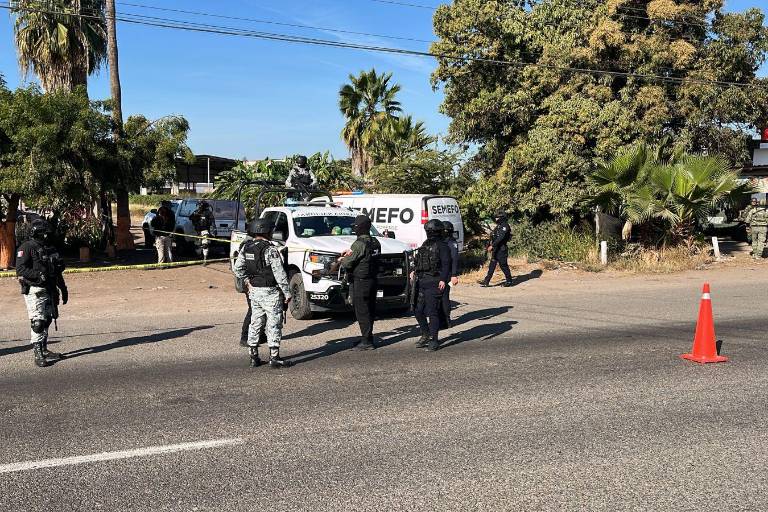 Dejan los cuerpos decapitados de 3 hombres en Costa Rica, en Culiacán