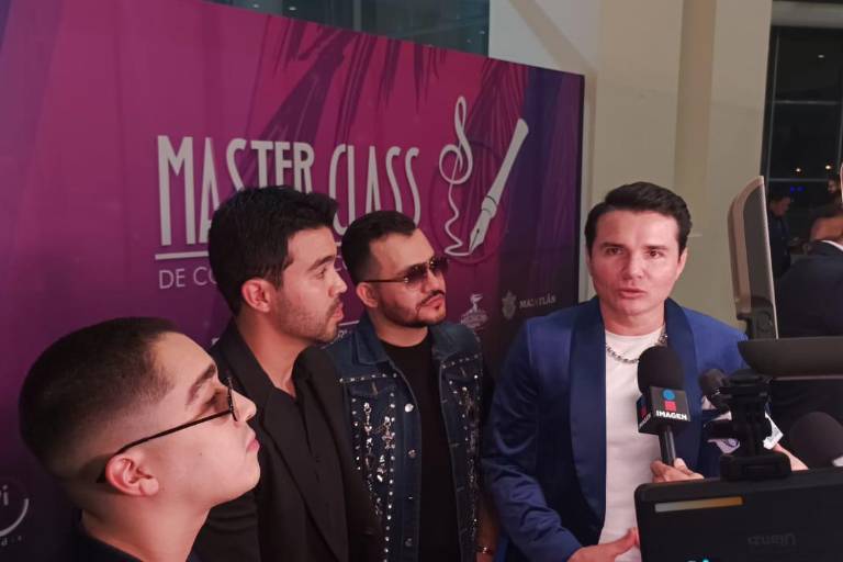 Desfilan compositores por la alfombra roja en la Máster Class en Mazatlán