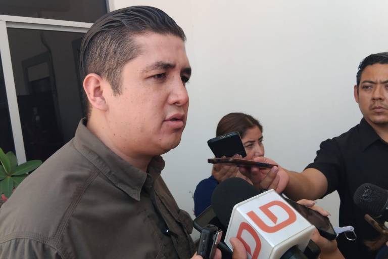 Mantiene Gobierno de Mazatlán regulación sobre camiones charteros