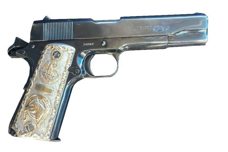 Detienen en Culiacán a un conductor armado