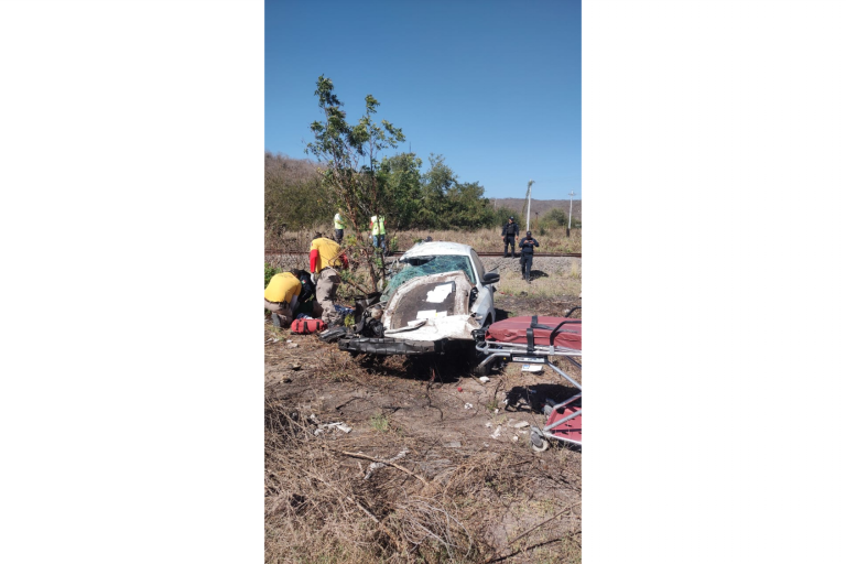 Mueren dos mujeres en trenazo en Rosario; trabajaban en la Técnica 32 de Aguaverde