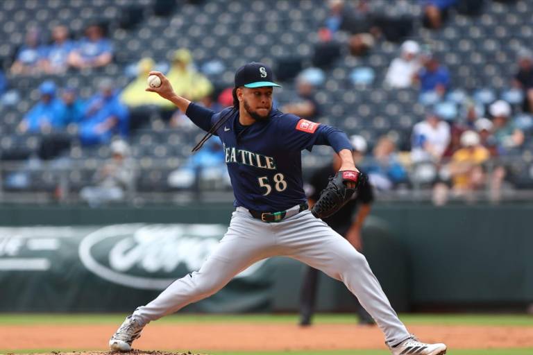 Joya de Castillo ayuda a Marineros a compartir la cima de cara a choque crucial ante Astros