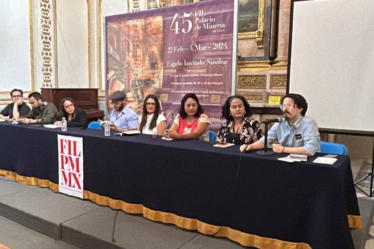 Valora Círculo de Poesía el verso y la prosa