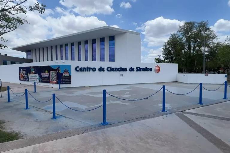 Piden remover cadenas en el Centro de Ciencias de Sinaloa