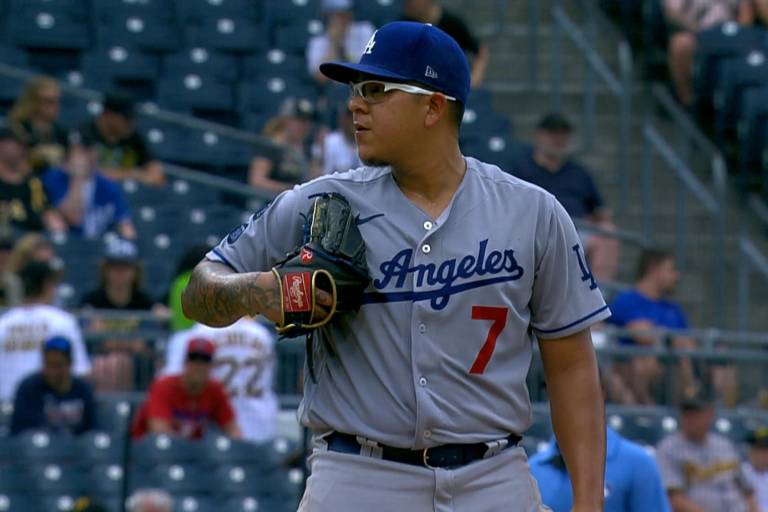 Julio Urías, el primer lanzador en llegar a nueve victorias en las Mayores