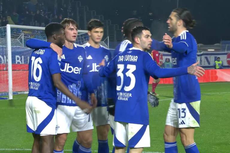 El Como se impone al Udinese, para salir de la mala racha