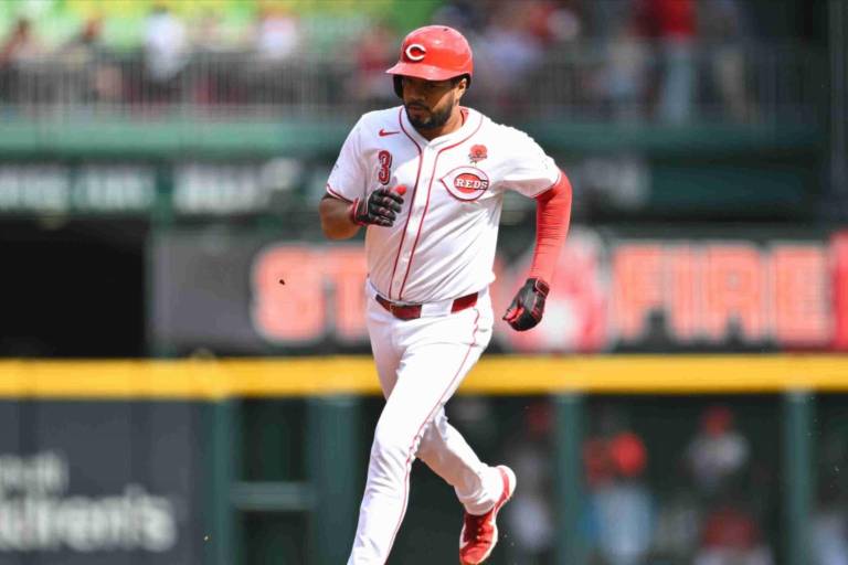 Nick Lodolo y Jeimes Candelario llevan a Rojos a la victoria