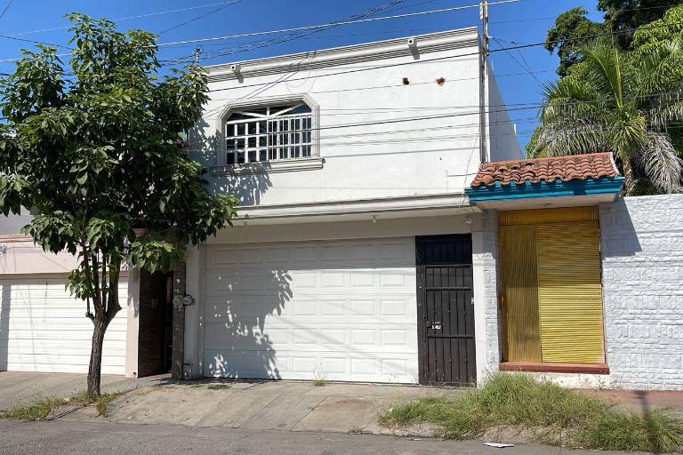 Aseguran un vehículo tras operativo en Villa Universidad, al norte de Culiacán